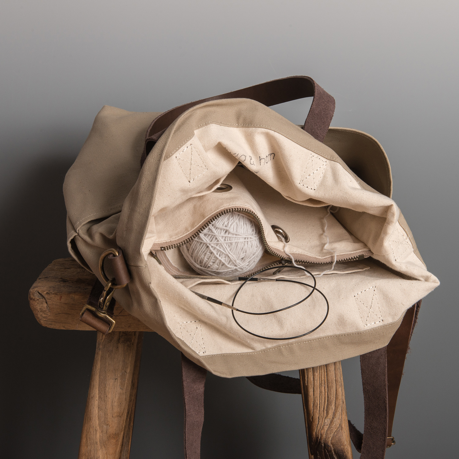 CANVAS CROSSBODY TOTE BAG - Twig and Horn
