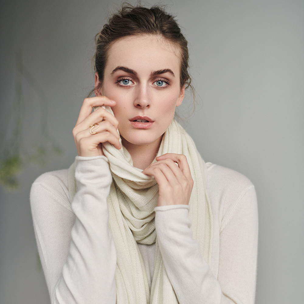 "HANNAH" CASHMERE SCARF - Care By Me
