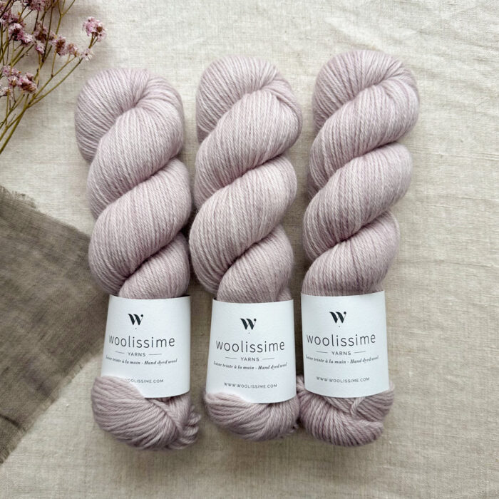 SET DE 3 ÉCHEVEAUX "AURORE" COLORIS POUDRE - Woolissime Yarns