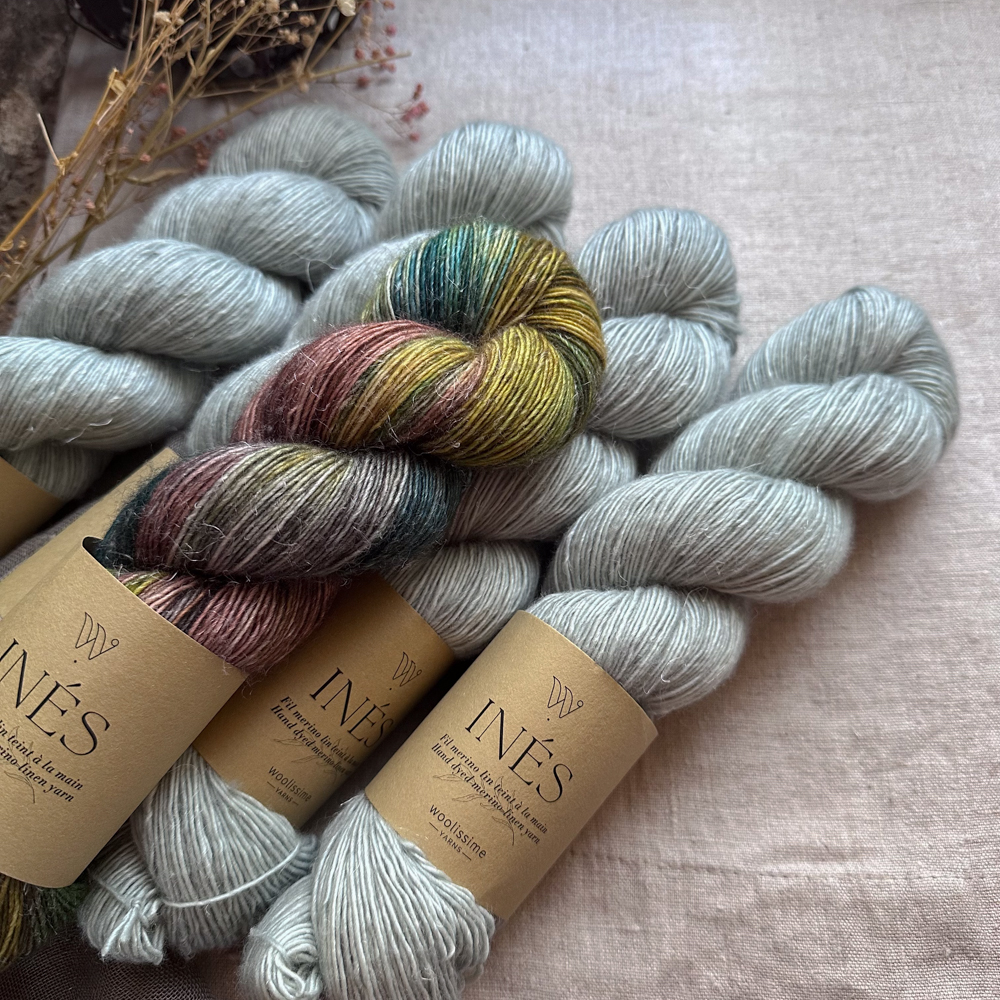 SET DE 5 ÉCHEVEAUX "INÉS"- MIST / PAON SET DE 5 ÉCHEVEAUX "INÉS"- MIST / PAON