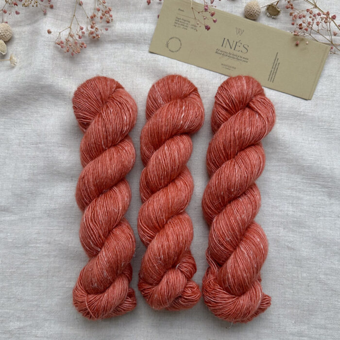 SET DE 3 ÉCHEVEAUX MERINO LIN "INÉS"- TEINTS EN CORAL REEF - Woolissime Yarns