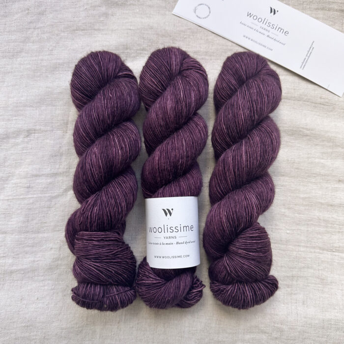 SET DE 3 ÉCHEVEAUX "CÔME" MERINO SINGLE - COLORIS FIGUE SET DE 3 ÉCHEVEAUX "CÔME" MERINO SINGLE - COLORIS FIGUE